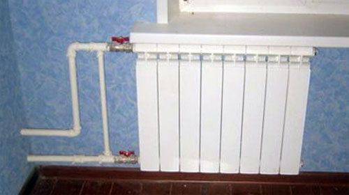 Как спустить воздух из радиатора отопления и не остаться зимой без тепла: обзор основных способов
