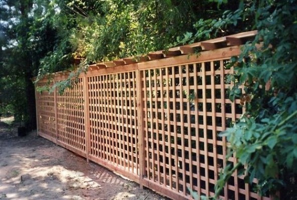 Забор из дерева «Решетка»