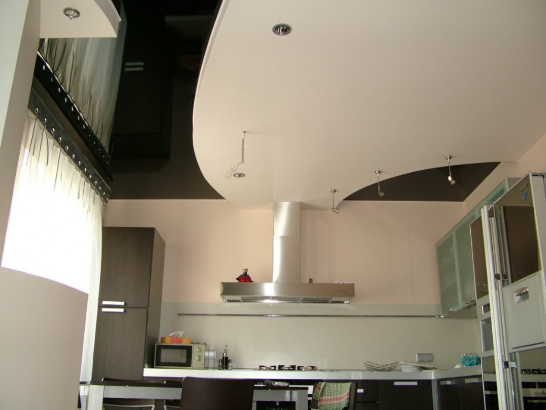 Ремонт потолка на кухне своими руками