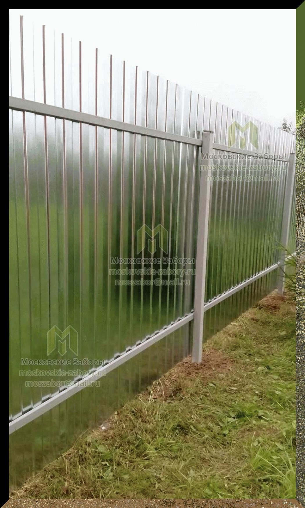 Пластиковые заборы из ПВХ: штакетники и садовые сетки на даче