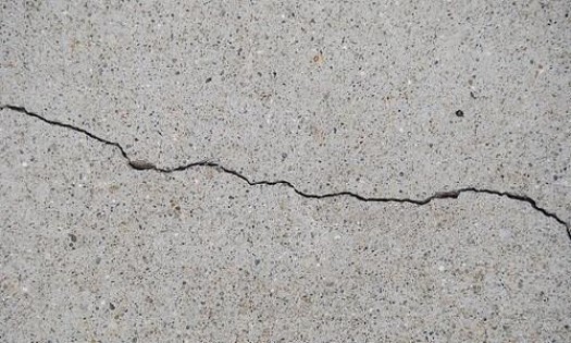 Почему трескается бетон?