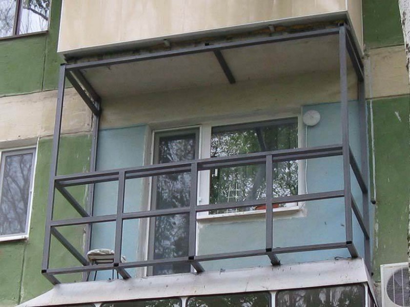 Что такое каркас под балкон и для чего он нужен