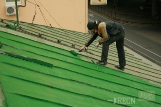 Как отремонтировать металлическую крышу