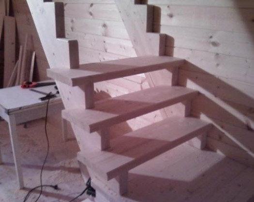 Порядок изготовления деревянной лестницы
