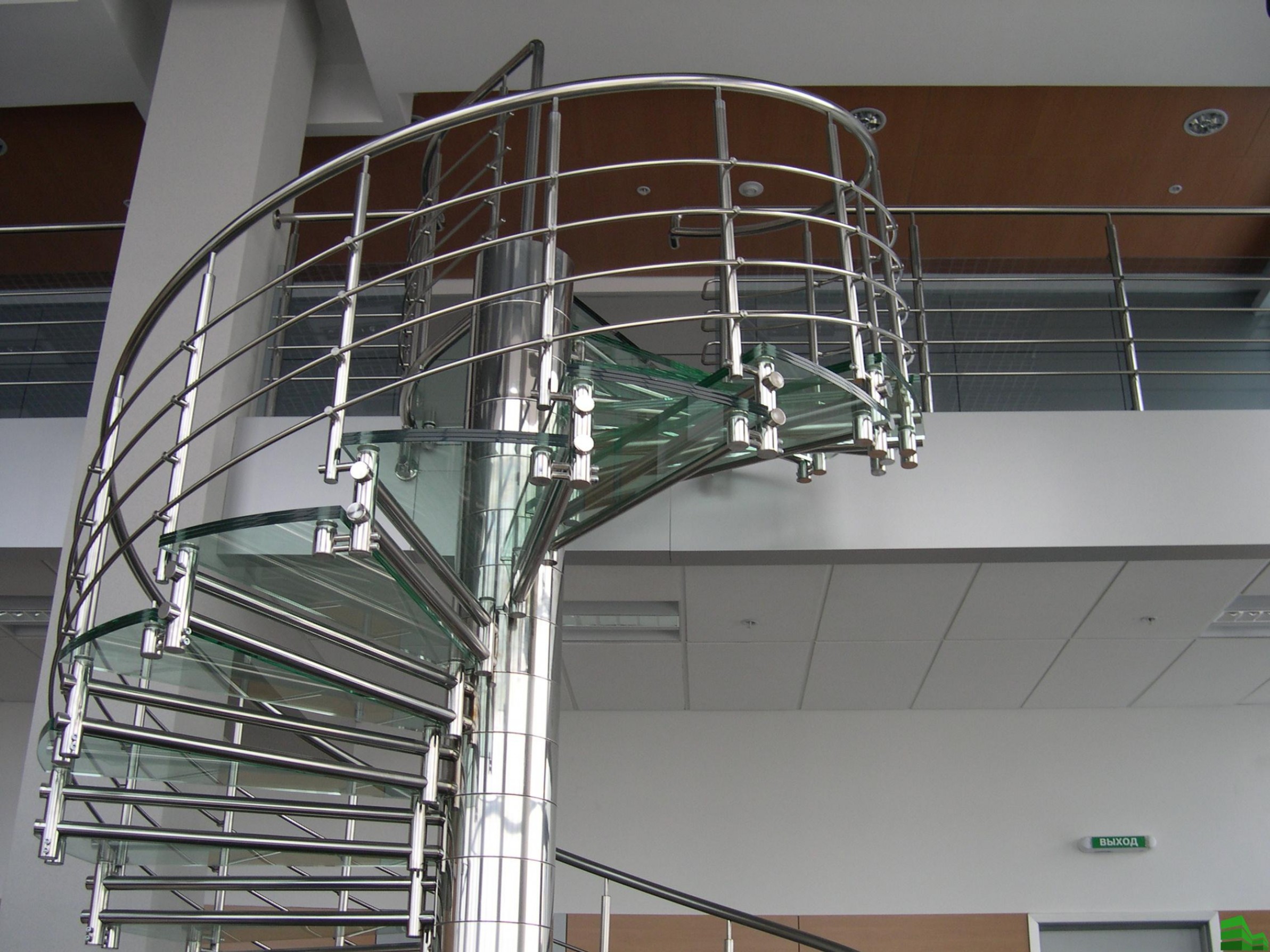 Ограждения для лестницы из нержавеющей стали: сварка и монтаж