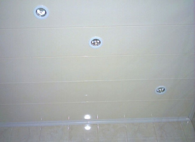 Светильники в пластиковый потолок