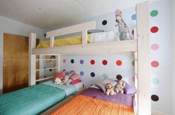 Детская комната для двух девочек - реальные интерьеры 45 фото