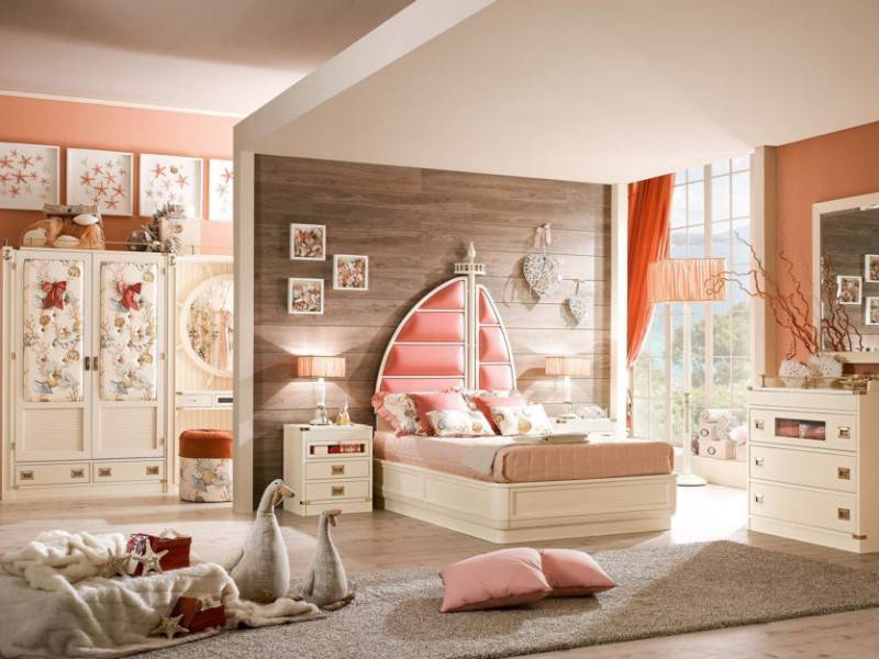 Детская комната в неоклассическом стиле